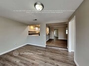 Photo - 1341 W D St House