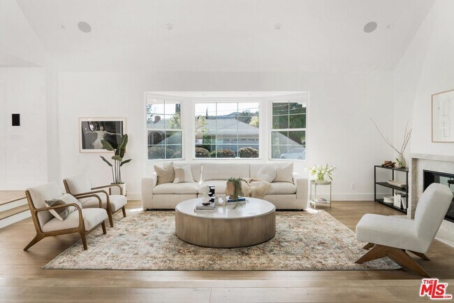 Photo - 4405 Estrondo Dr