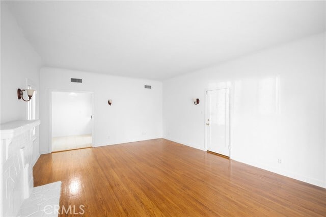 Photo - 218 E Windsor Rd Unit 1