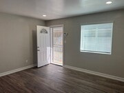 Photo - 122 Jefferson Ave Unit B