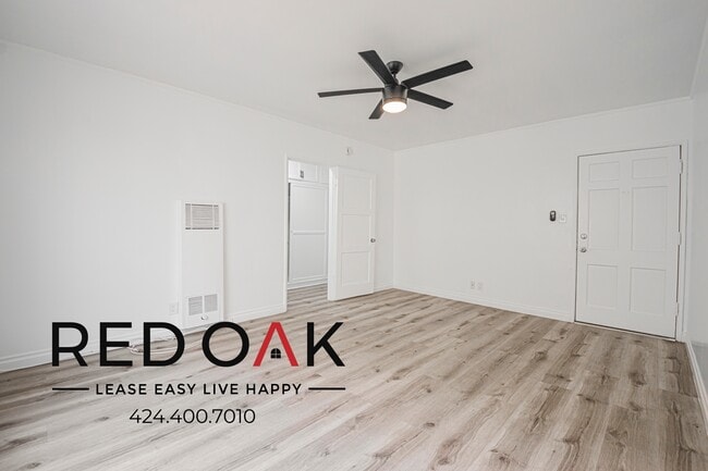 Photo - 1024 Menlo Ave Unit 11