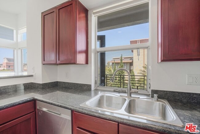 Photo - 6400 Crescent Prk E Unit 424