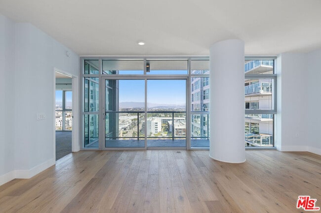 Photo - 13650 Marina Pointe Dr Unit 1509