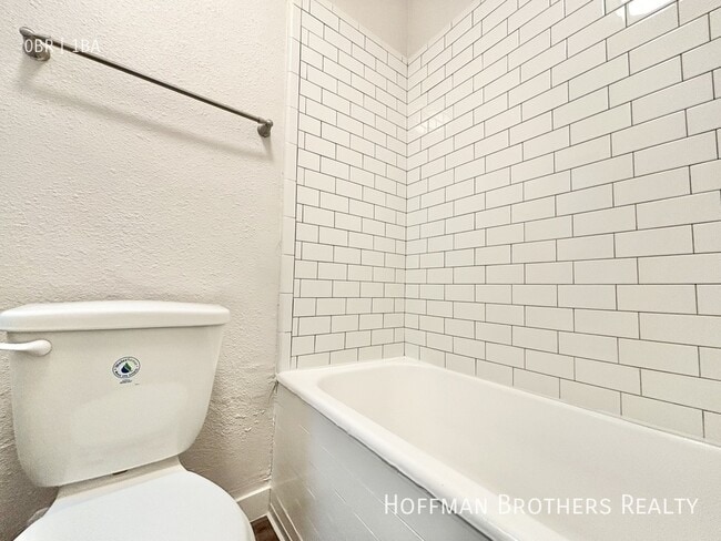 Photo - 147 N New Hampshire Ave Unit 21