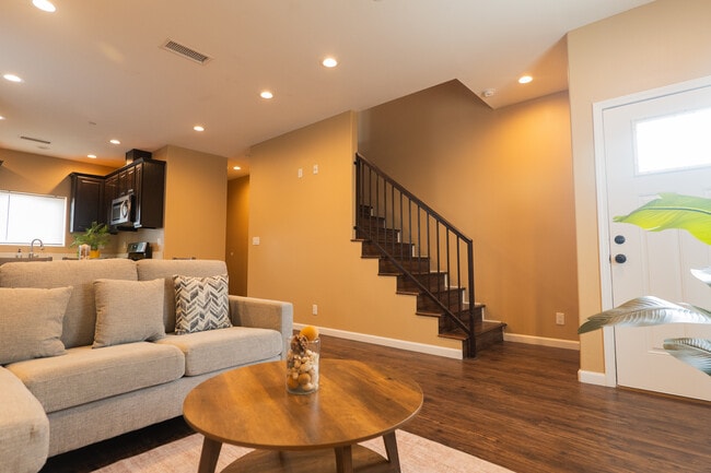 Living room & Kitchen - 938 S Bernal Ave