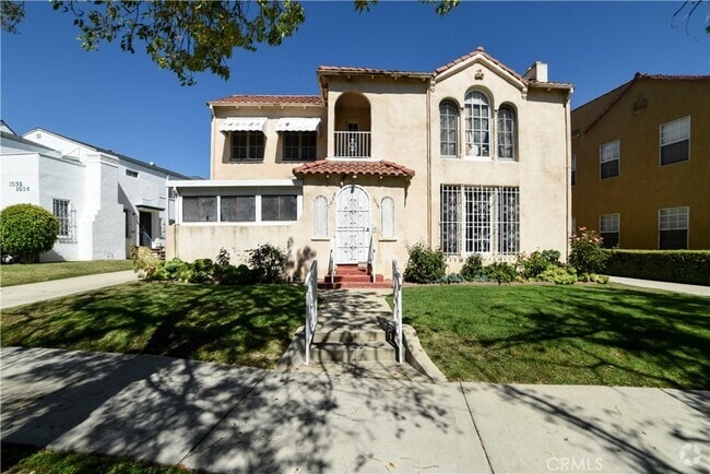 Building Photo - 1038 S Citrus Ave Unit 1038 Rental