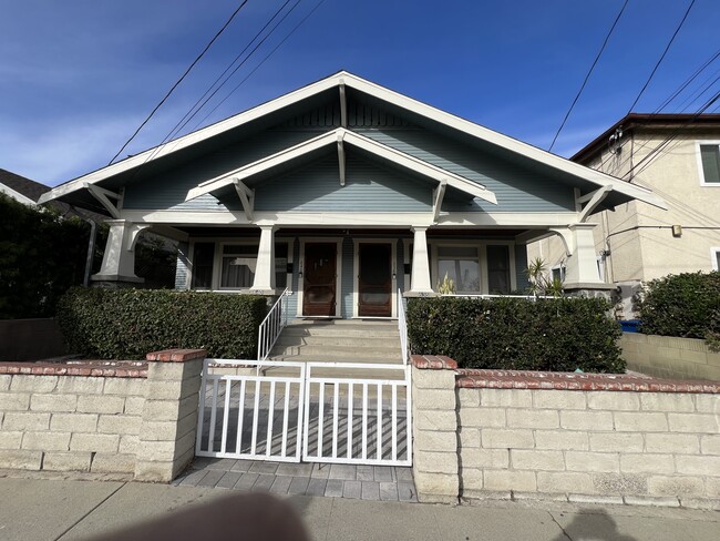 Photo - 640 W 16th St Unit 640