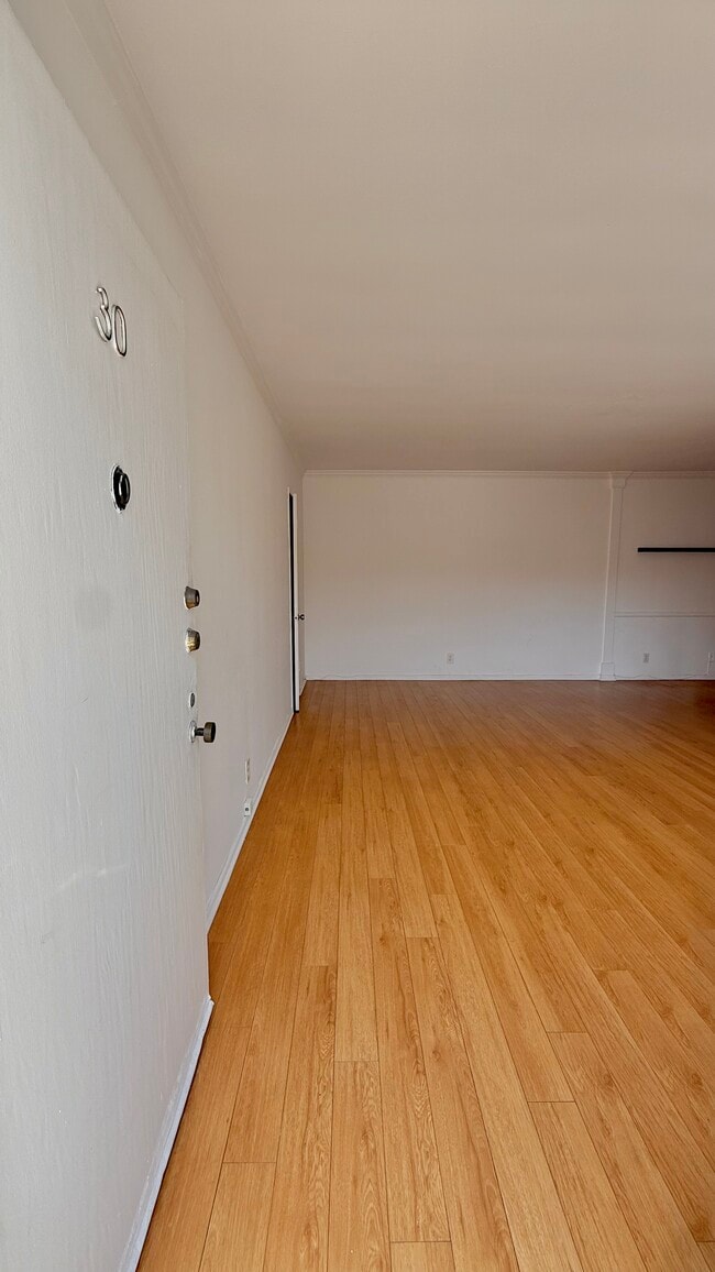 Photo - 200 S Sycamore Ave Unit 30