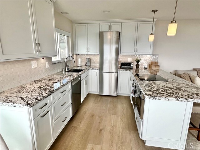 Photo - 240 Moss St Unit 15