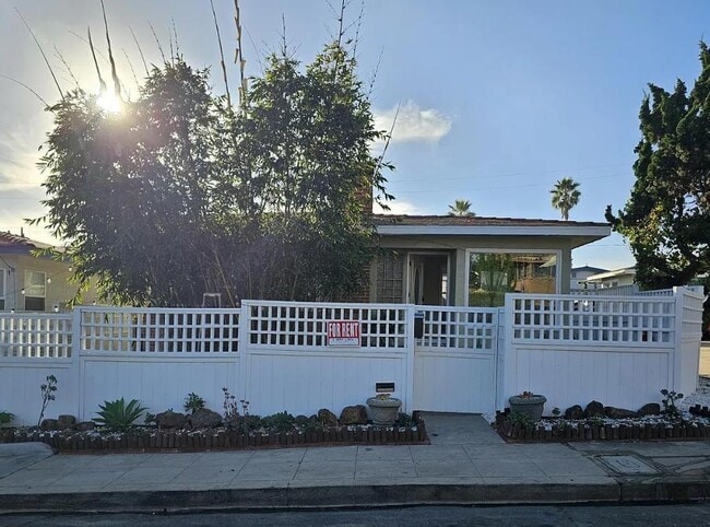 Photo - 4906 Dixie Dr