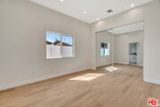 Photo - 11108 Norris Ave