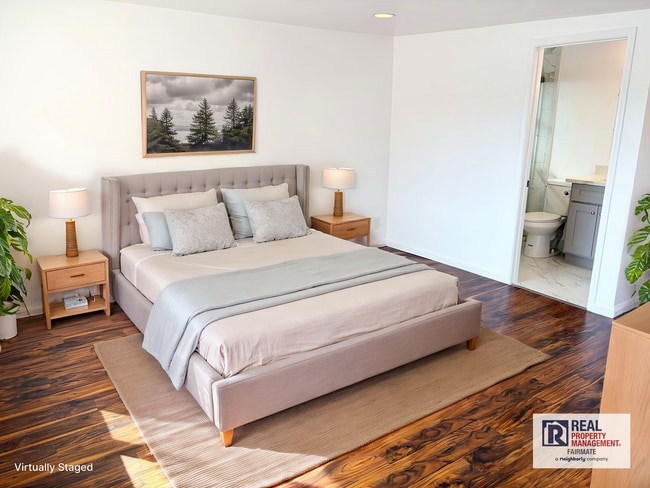 Photo - Beautifully Maintained 4-Bedroom Home with Private Backyard