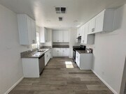 Photo - Remodeled 4+2 In Lake L.A. - $3000