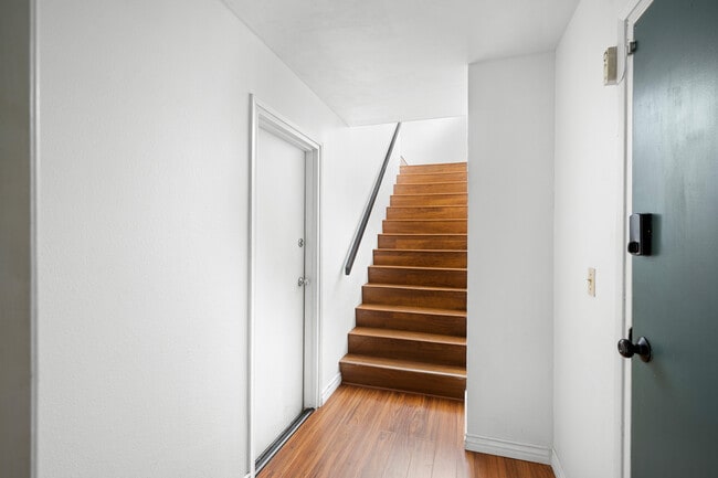 Photo - 10475 Newhome Ave