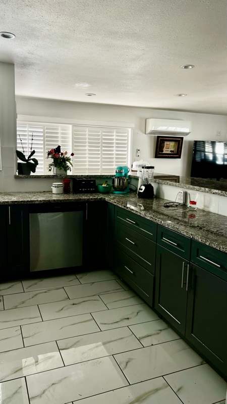 Photo - 11619 Wilkie Ave