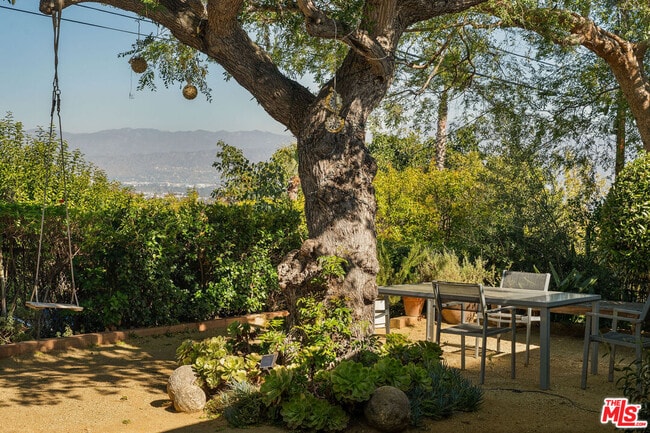 Photo - 11460 Laurelcrest Rd