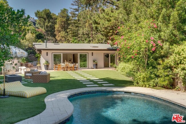 Photo - 10120 Cielo Dr