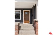 Photo - 1327 Portia St House