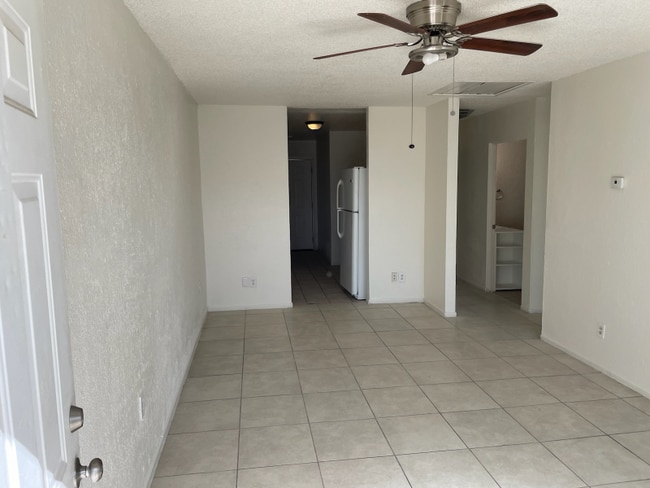 Building Photo - 32350 Rancho Vista Dr Rental