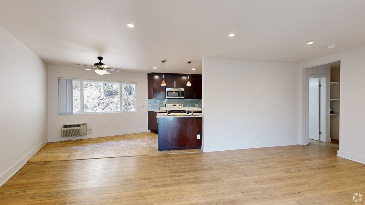 3D Tour - Canyonwood Apartments