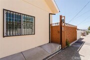 Photo - 833 E Verdugo Ave