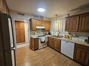 Photo - 1811 E Grand Ave