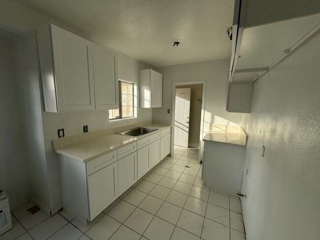 Photo - 13156 Mercer St