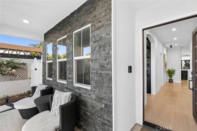 Photo - 4652 Charnock Dr