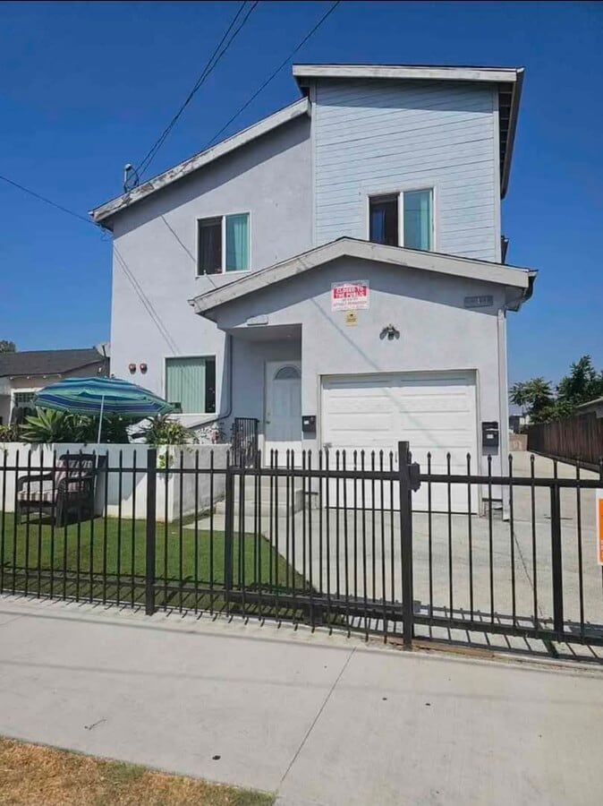 Photo - 329 E 116th Pl