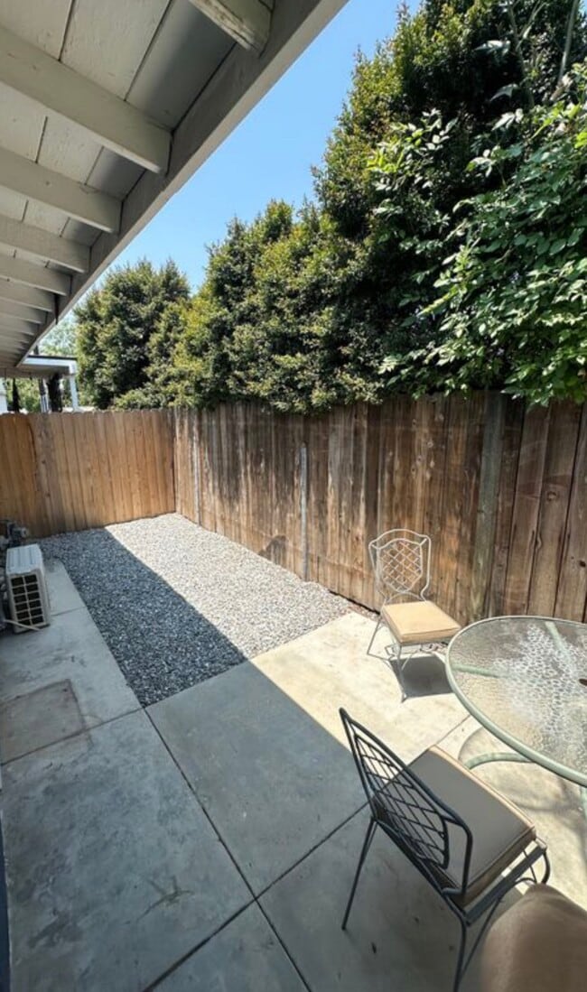 Photo - 615 Stiteswood Ave Unit Adu