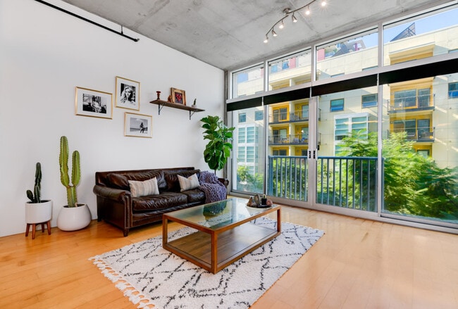 Photo - 1025 Island Ave Unit 310