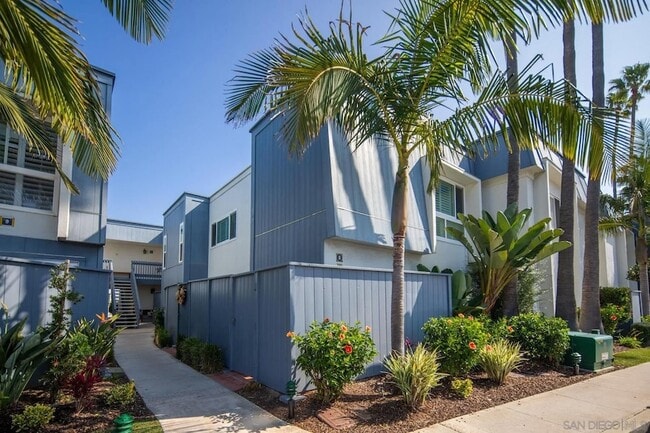 Photo - 8 Antigua Ct