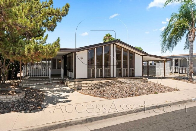 Photo - 1360 Cabrillo Dr