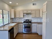 Photo - 194 S Loretta St