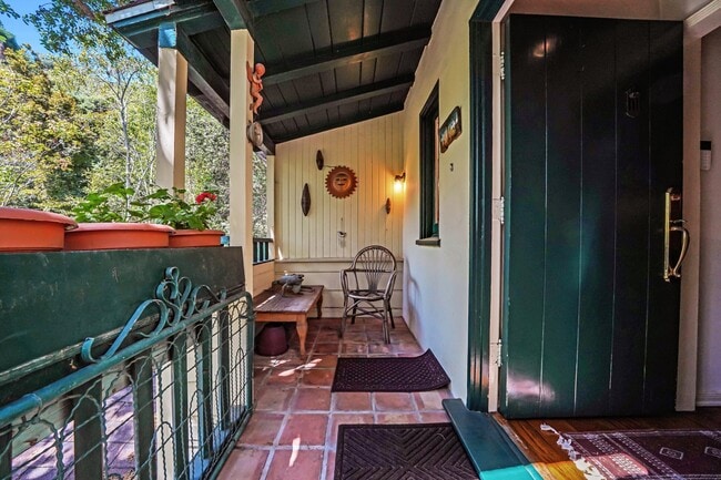 Photo - 7503 Willow Glen Rd