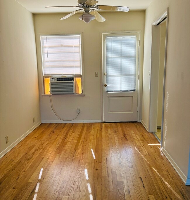 Photo - 831 Grevelia St Unit D
