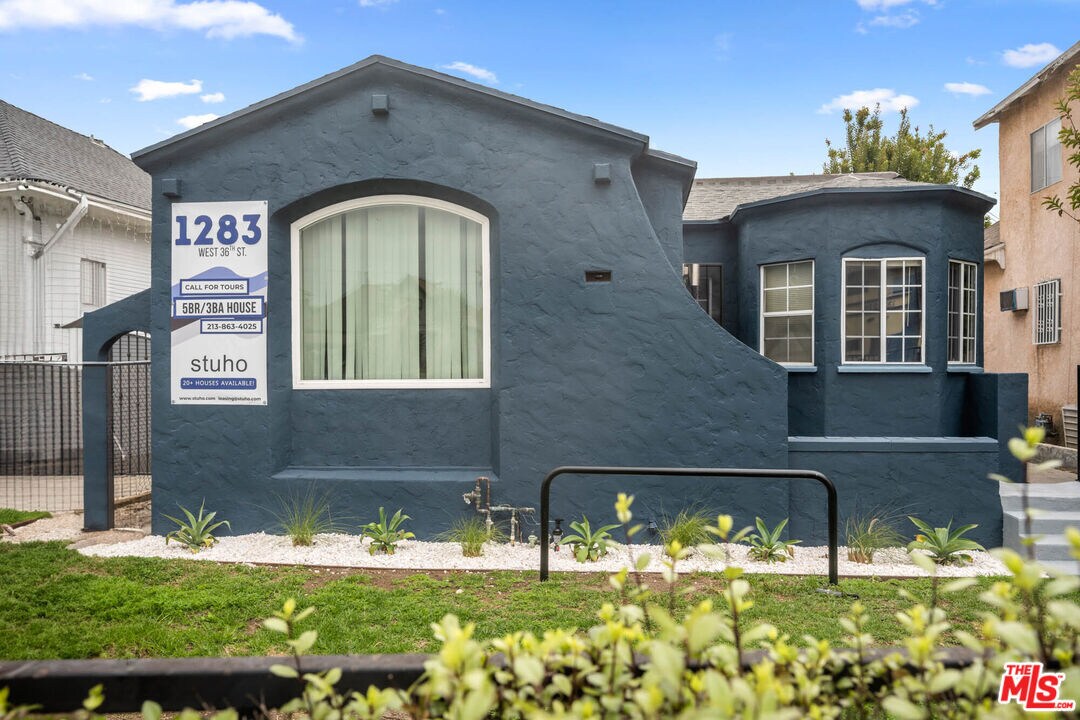 Photo - 1283 W 36th St House