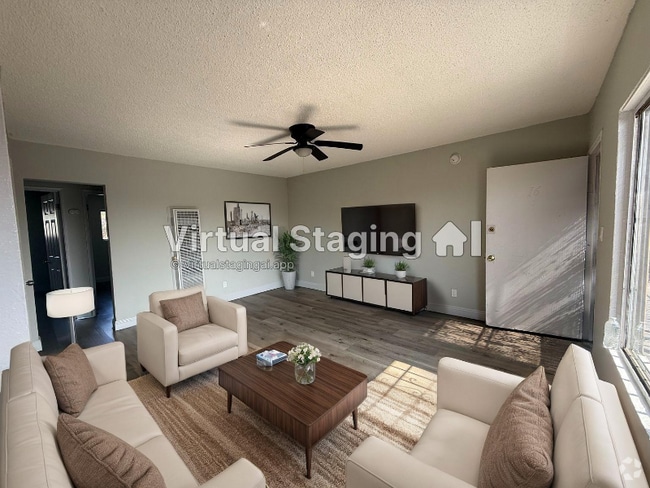 Building Photo - 648 W 92nd St Rental