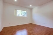 Photo - Cute Oceanside condo with garage parking!
