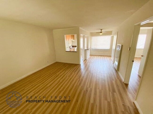 Photo - 529-541 S. El Molino Ave.