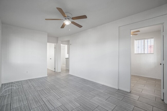 Photo - 30-32 Laurel Ave Unit 30