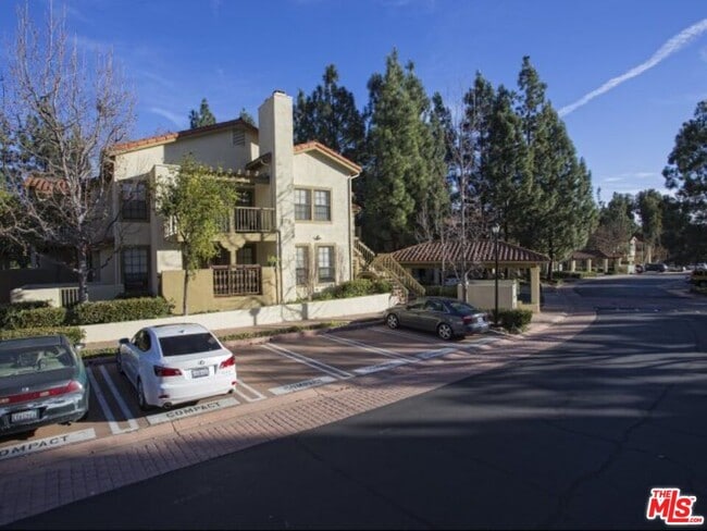 Building Photo - 973 Westcreek Ln Unit 220