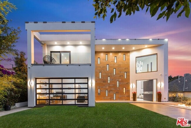 Building Photo - 12443 W Sunset Blvd Rental
