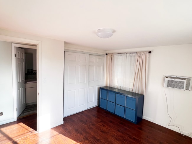 Building Photo - 8010 Crosnoe Ave