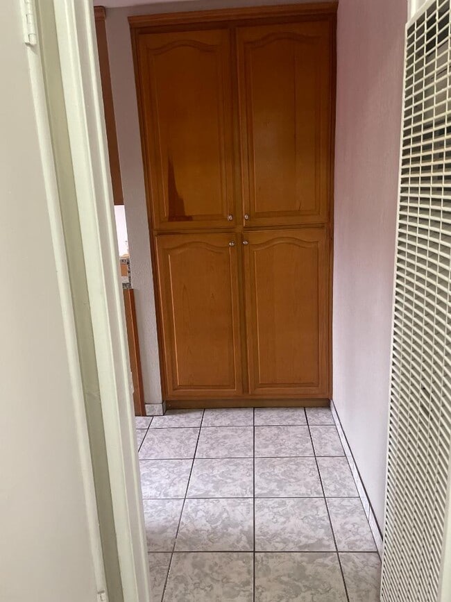 Photo - 3539 Baltic Ave