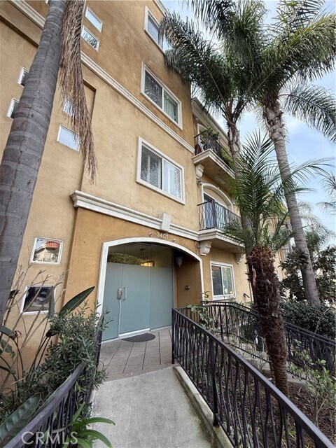 3401 S Bentley Ave - Los Angeles, CA | WestsideRentals.com