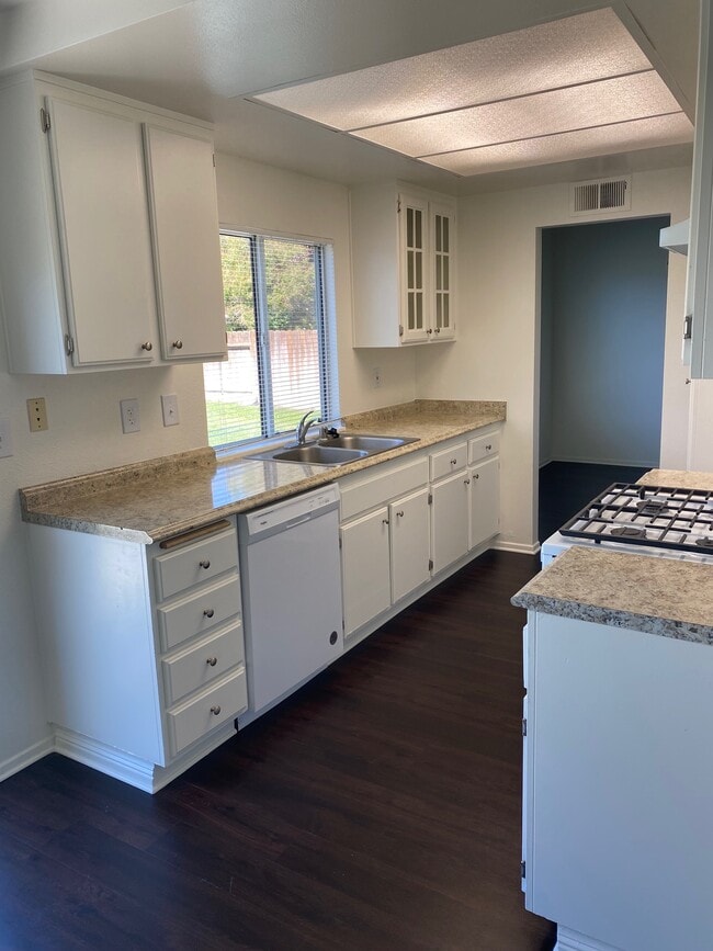 Photo - 44641 Stonebridge Ln