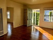 Photo - 2107 W Carson St