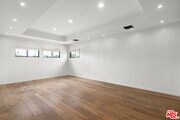 Photo - 2016 Lincoln Blvd Condo