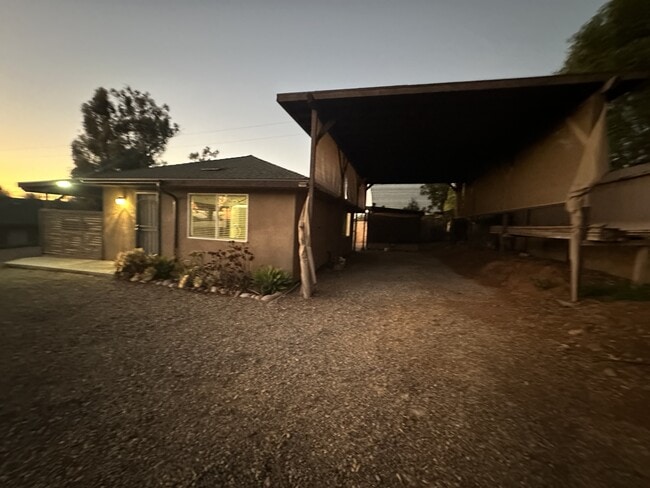 Photo - 2315 Tavern Rd